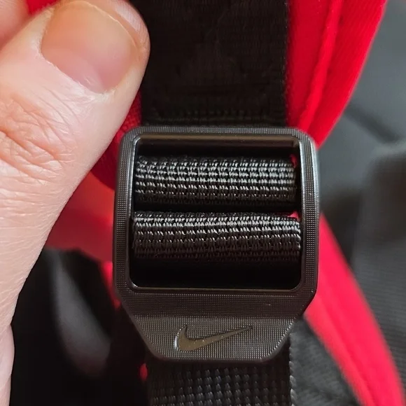 Nike Hoops Elite Pro Basketball Backpack University Red/Black/Metallic - Picture 8 of 10